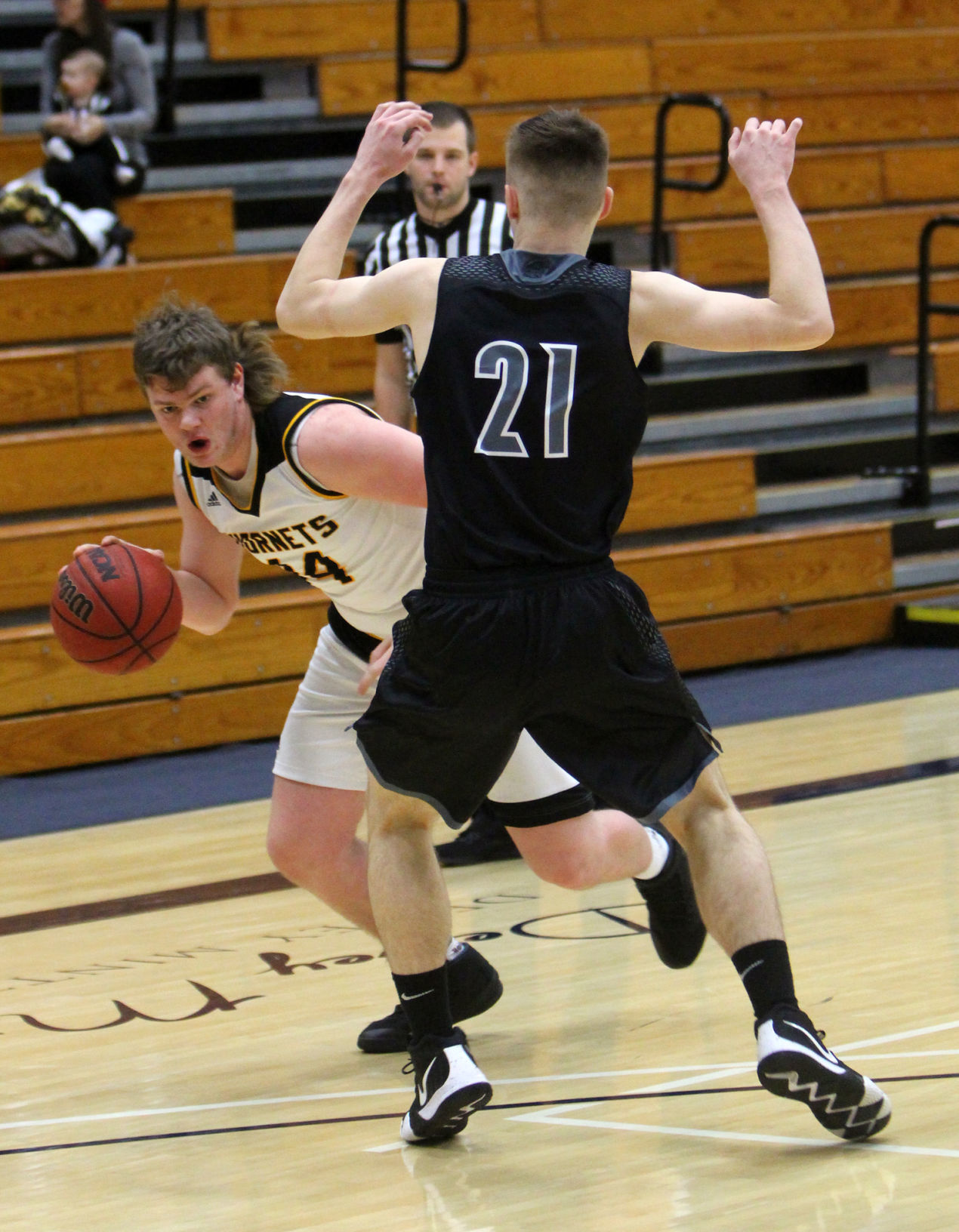 Cadott vs Elmwood/Plum City at UW-Stout 12-1-18